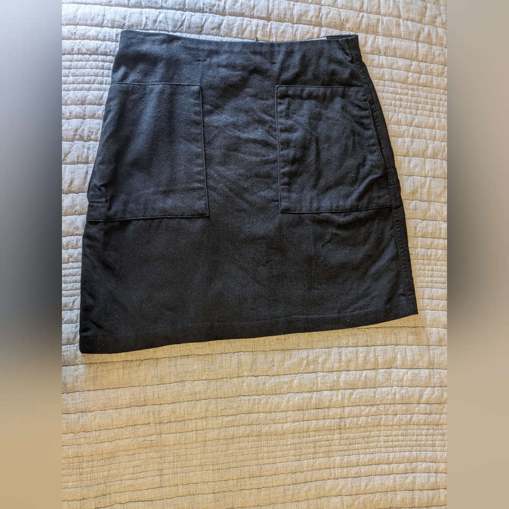 KOTN Flannel Charcoal Gray Mini Skirt with pockets - size 6